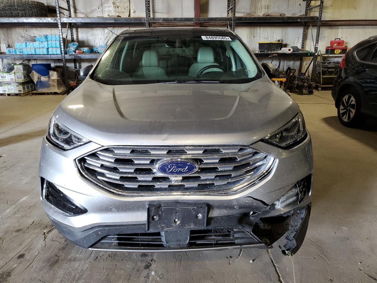 2020 Ford Edge Titanium - Image 5