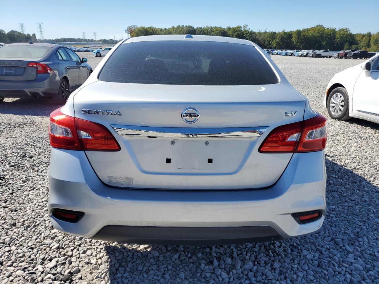 2017 Nissan Sentra S - Image 6