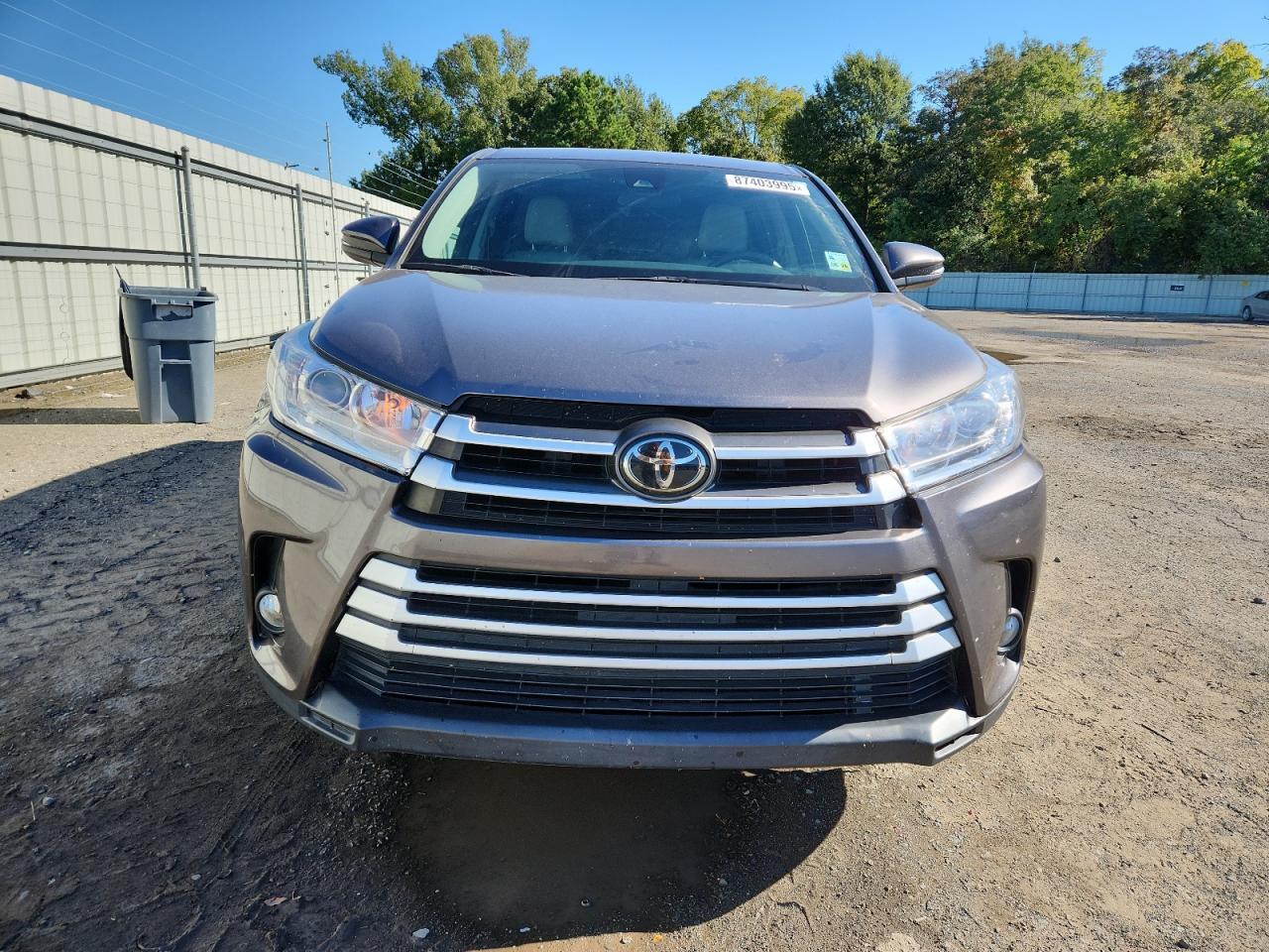 2017 Toyota Highlander Le - Фото 5