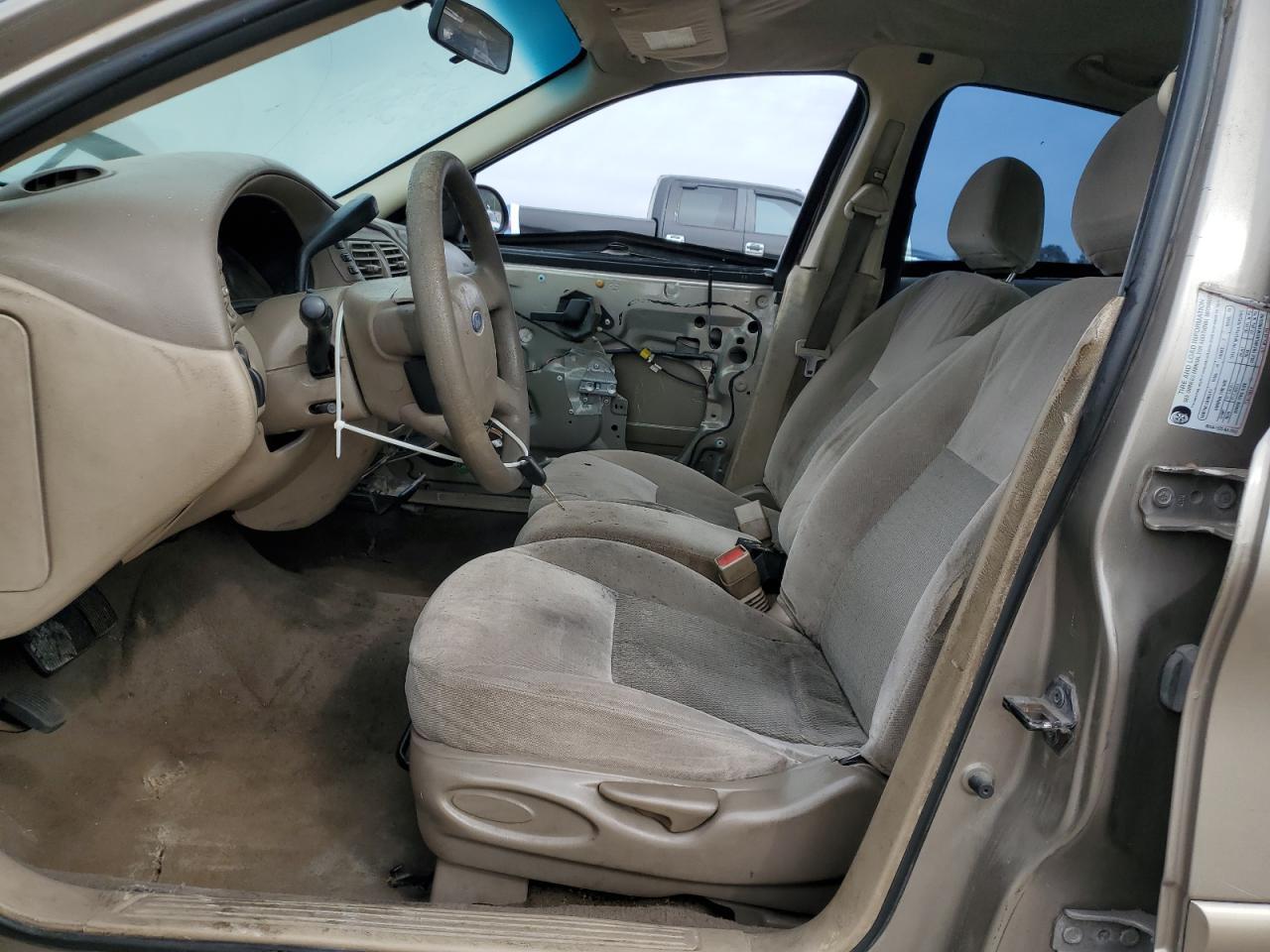 2005 Ford Taurus Se - Image 7