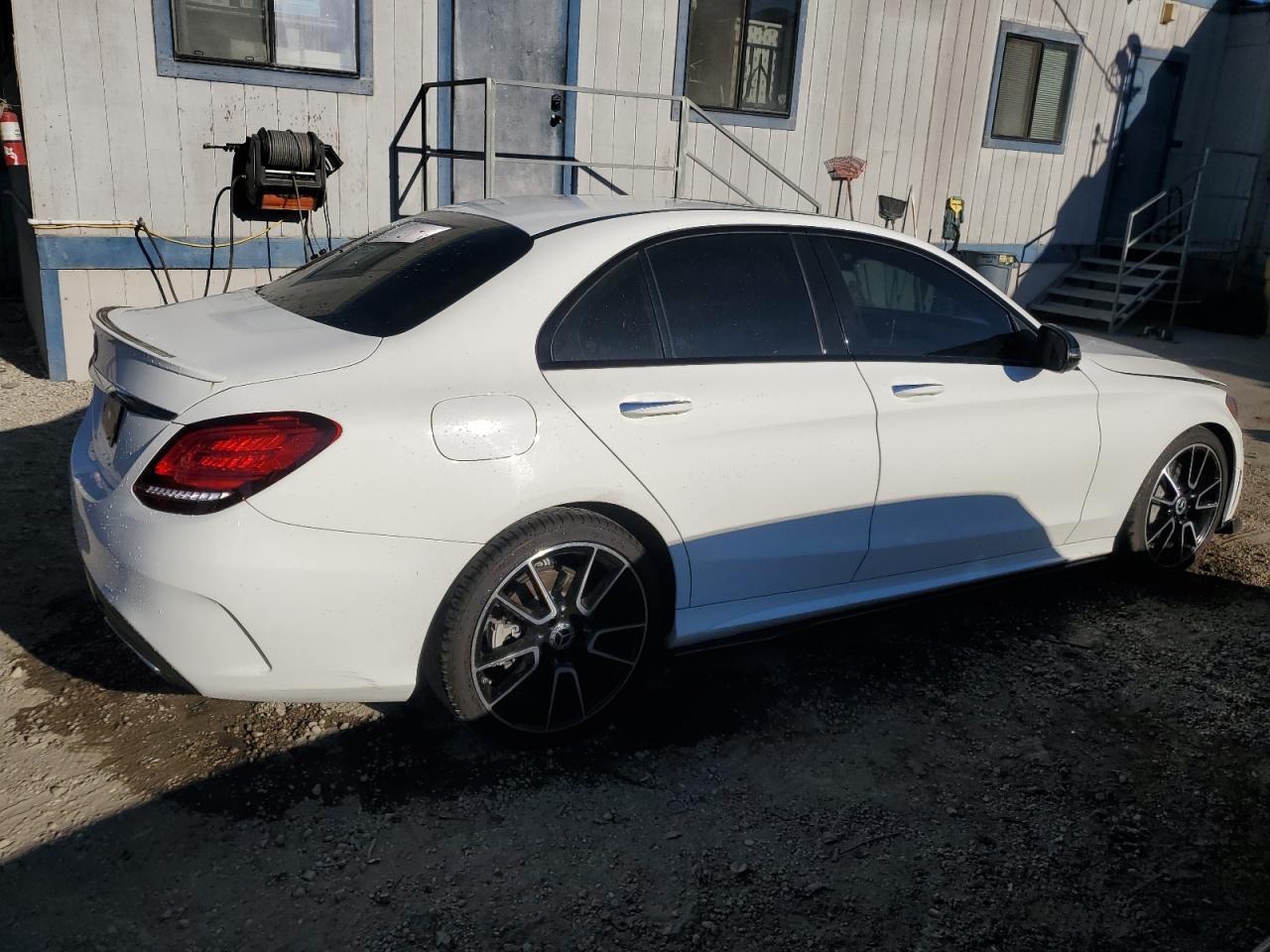 2020 Mercedes-Benz C 300 - Фото 3