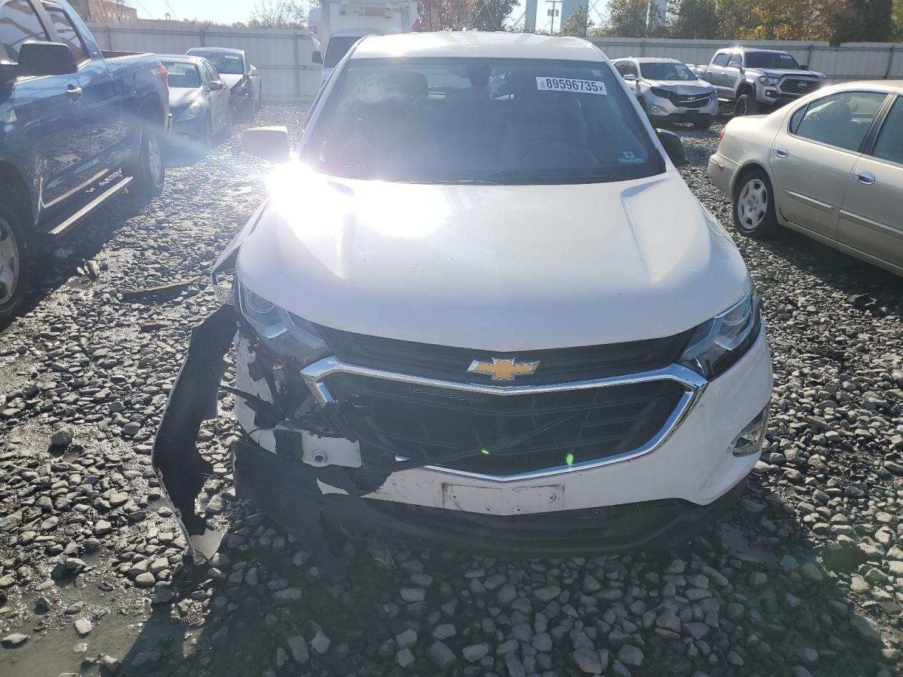 2018 Chevrolet Equinox Ls - Фото 5