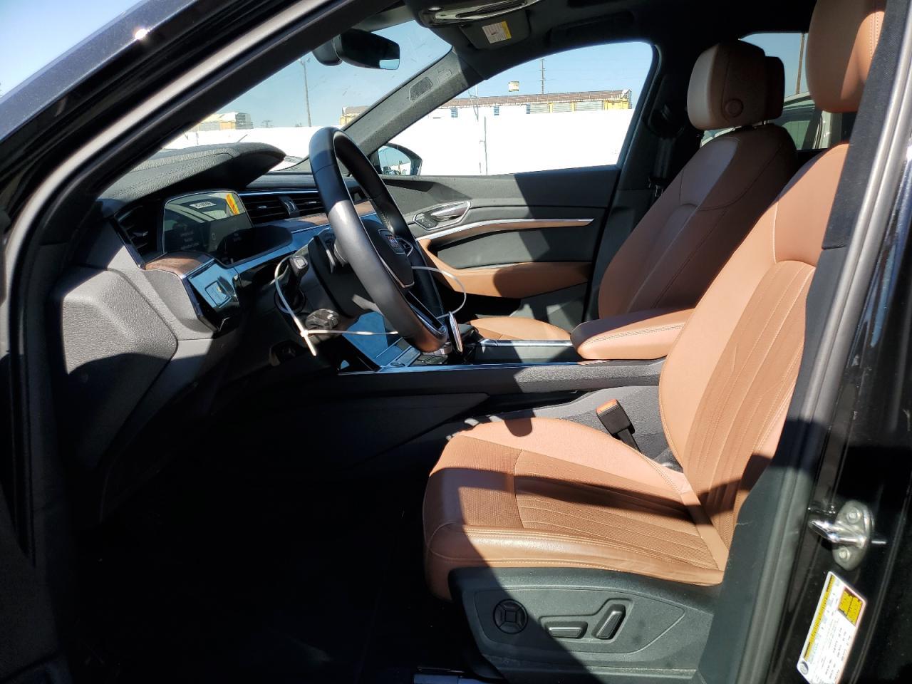 2022 Audi E-Tron Sportback Premium Plus - Фото 7