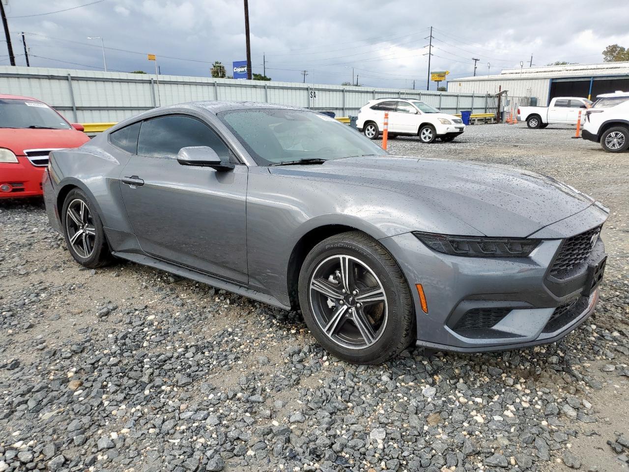 2025 Ford Mustang - Фото 4