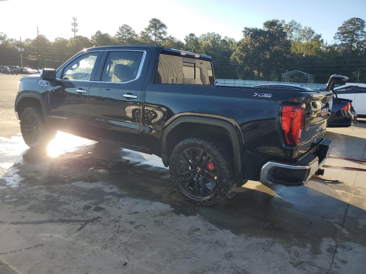 2019 GMC Sierra K1500 Slt - Image 2