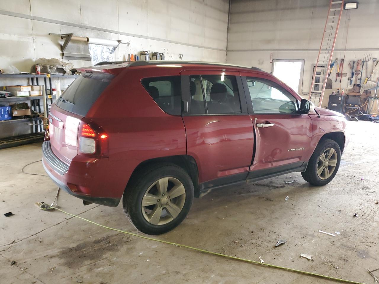 2016 Jeep Compass Sport - Фото 3