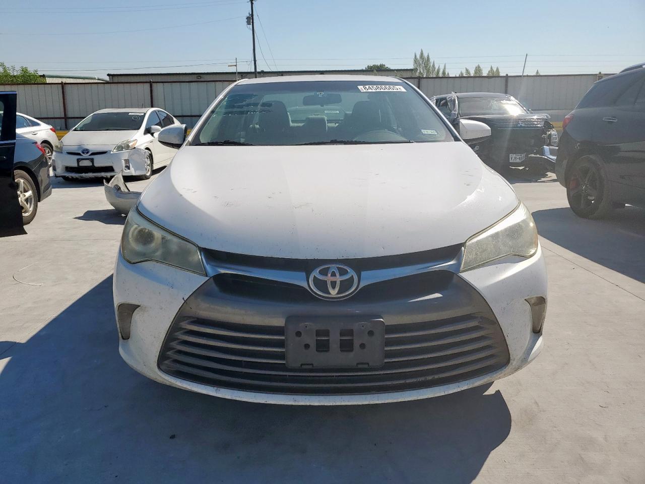 2016 Toyota Camry Le - Image 5