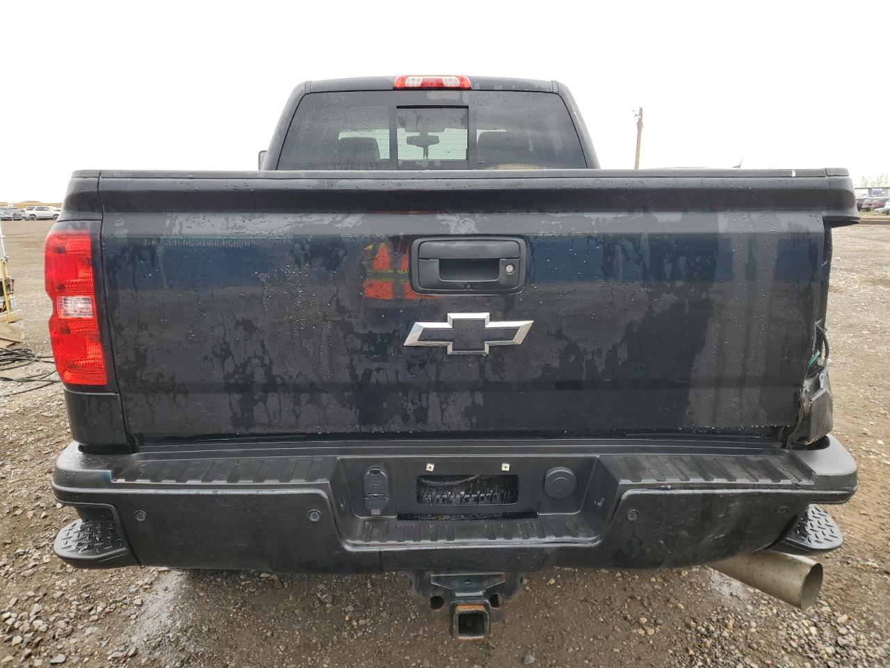 2015 Chevrolet Silverado K3500 Ltz - Image 6