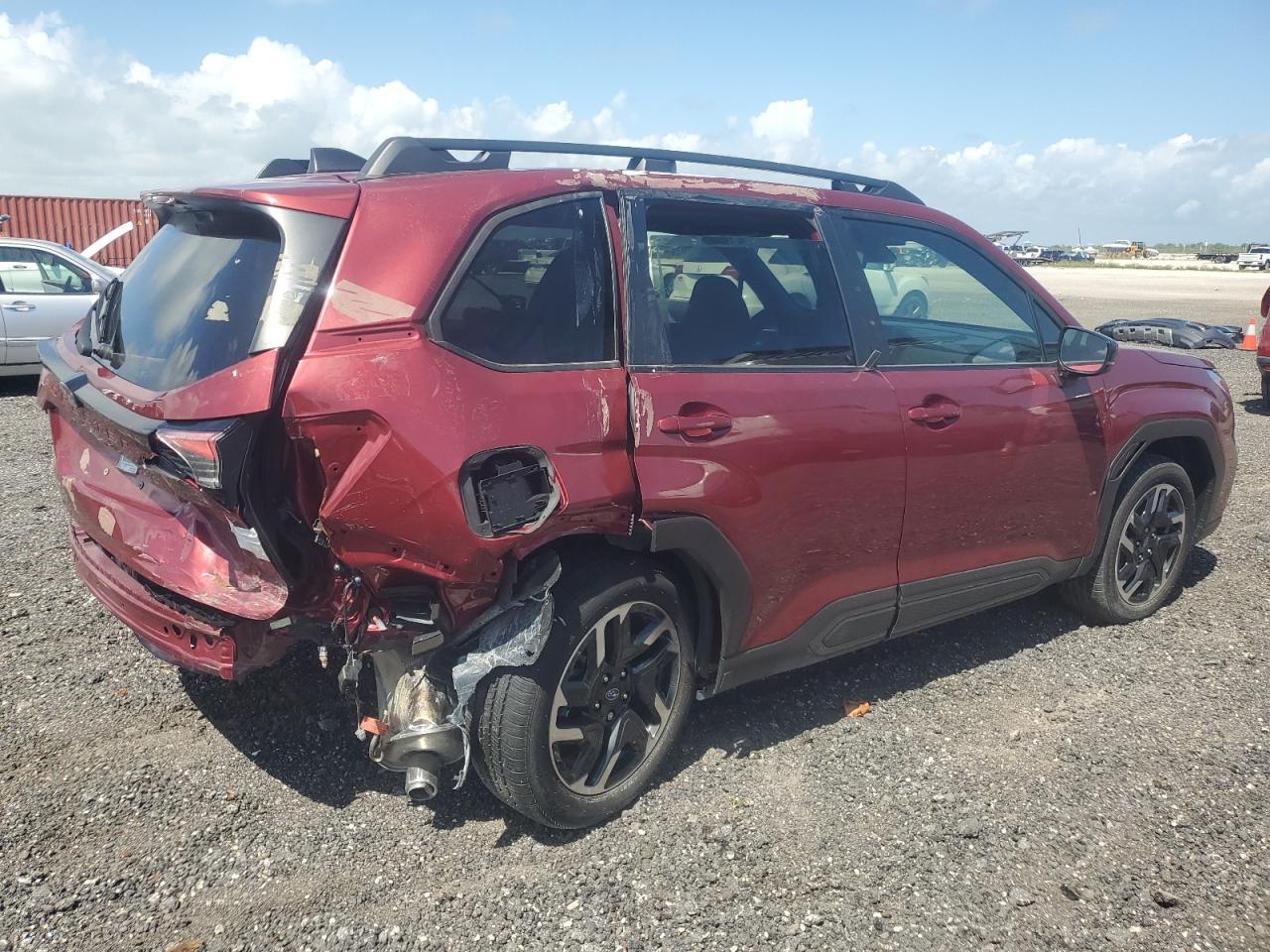 2025 Subaru Forester Limited - Фото 3