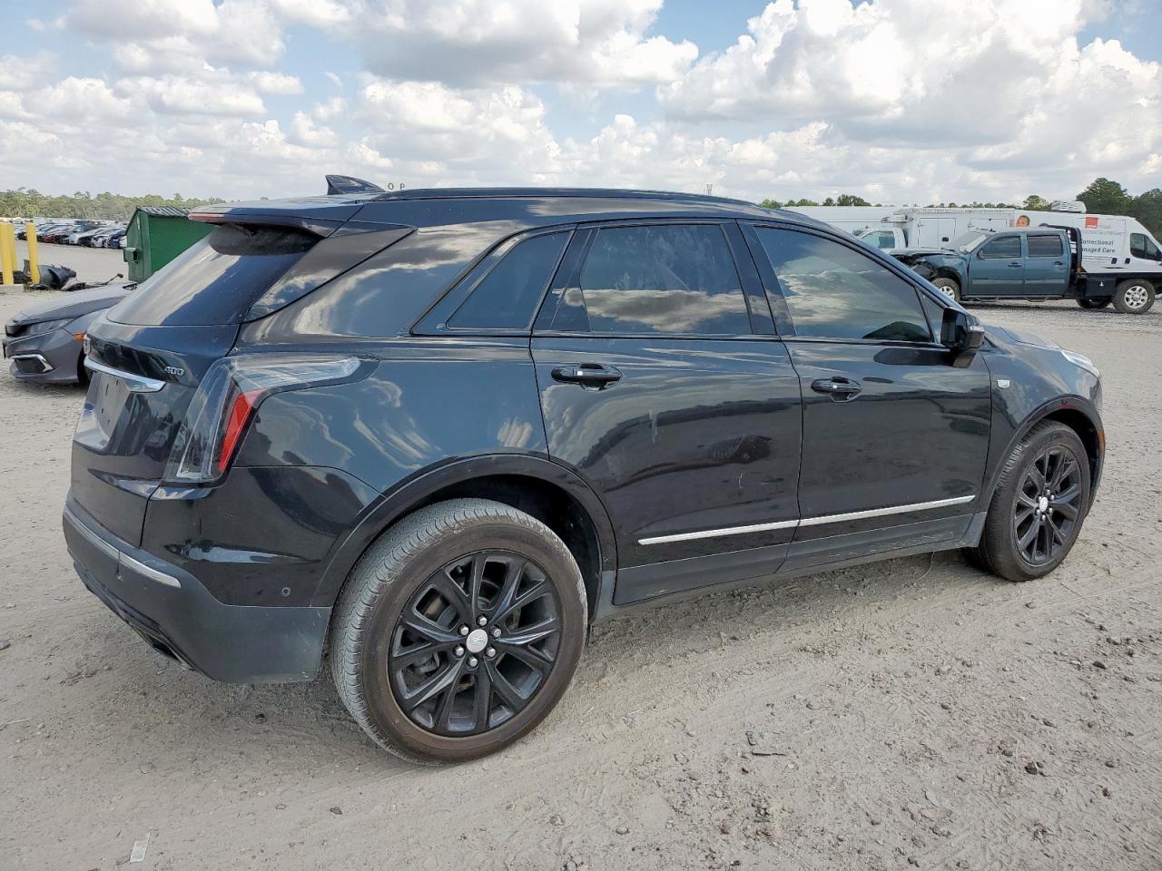 2020 Cadillac Xt5 Sport - Фото 3