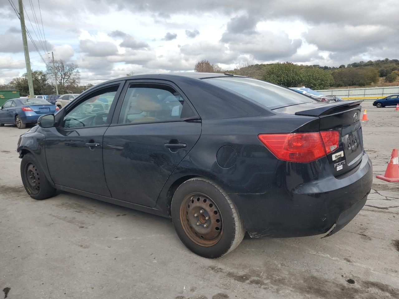 2012 Kia Forte Ex - Image 2