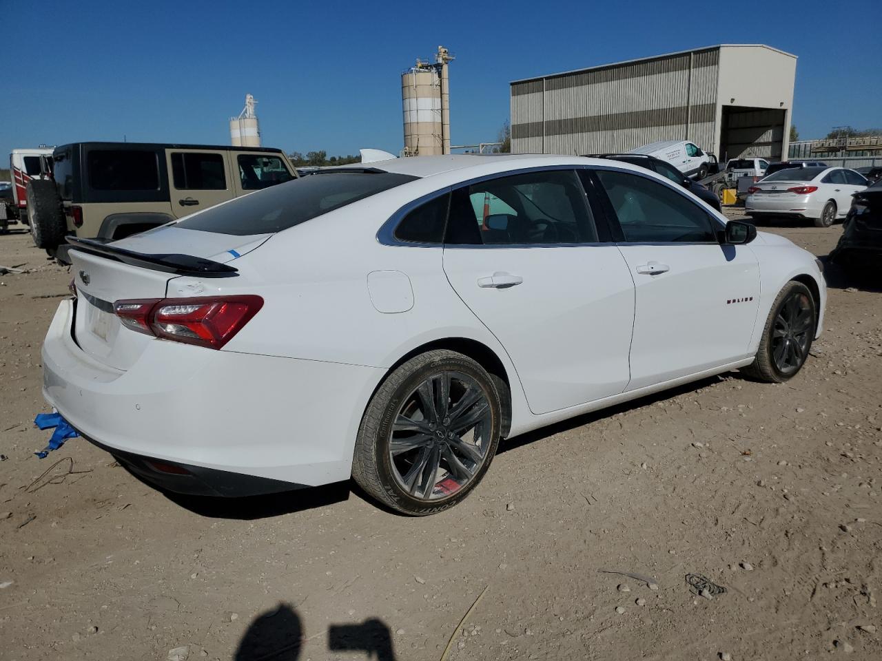 2021 Chevrolet Malibu Lt - Фото 3