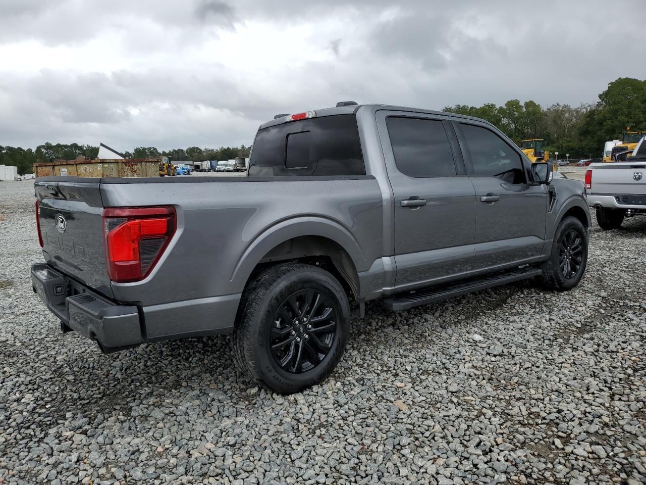 2025 Ford F150 Xlt - Image 3