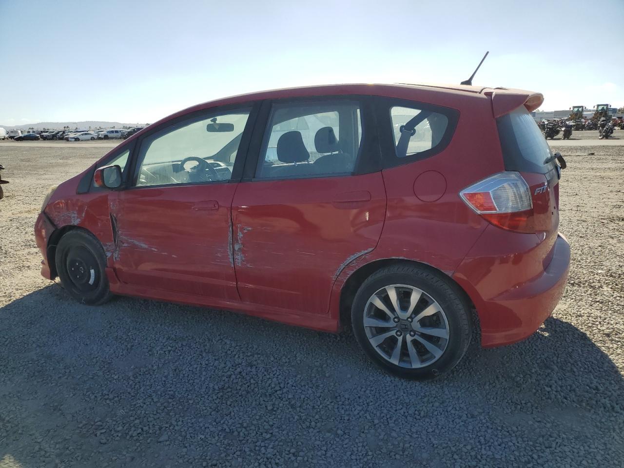 2013 Honda Fit Sport - Фото 2