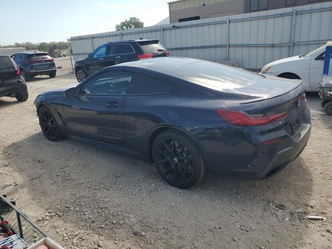 2022 BMW Motorrad M850Xi - Фото 2