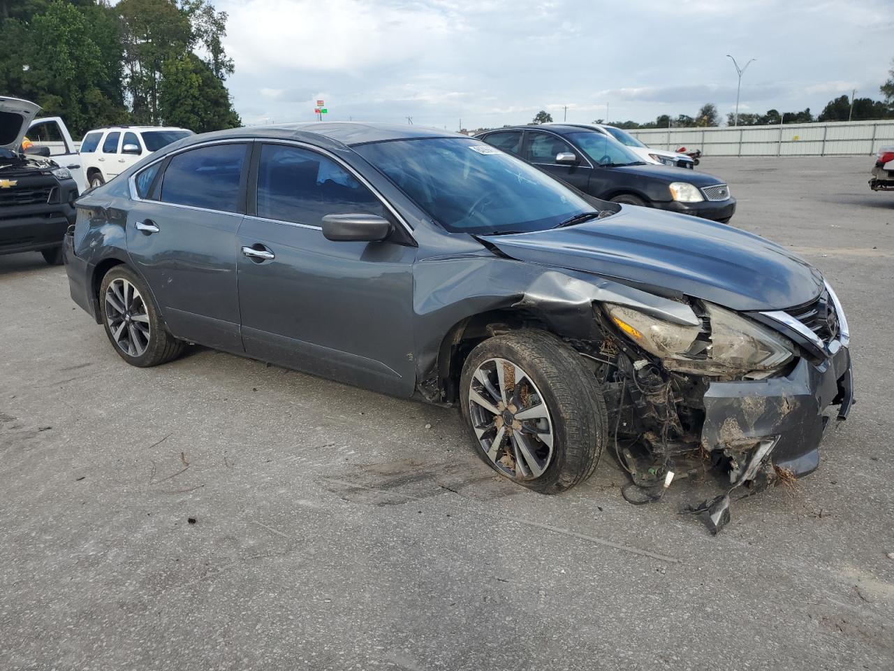 2016 Nissan Altima 2.5 - Image 4