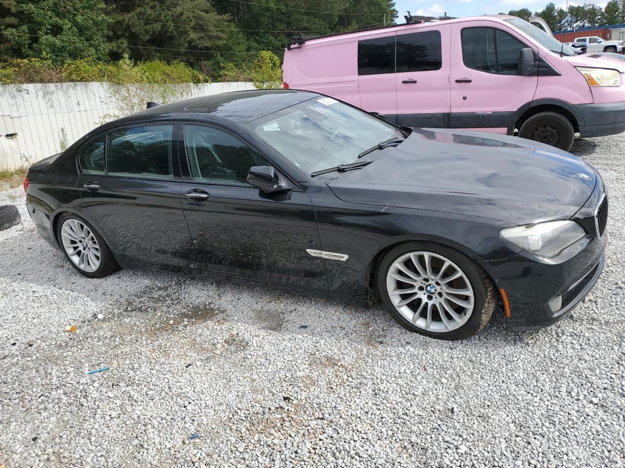 2010 BMW 750 Li xDrive - Image 4