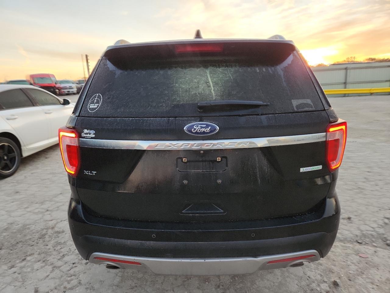 2016 Ford Explorer Xlt - Фото 6
