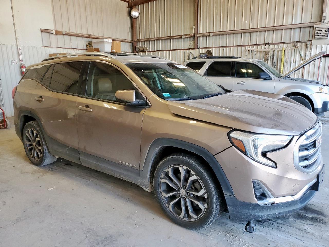 2018 GMC Terrain Slt - Image 4
