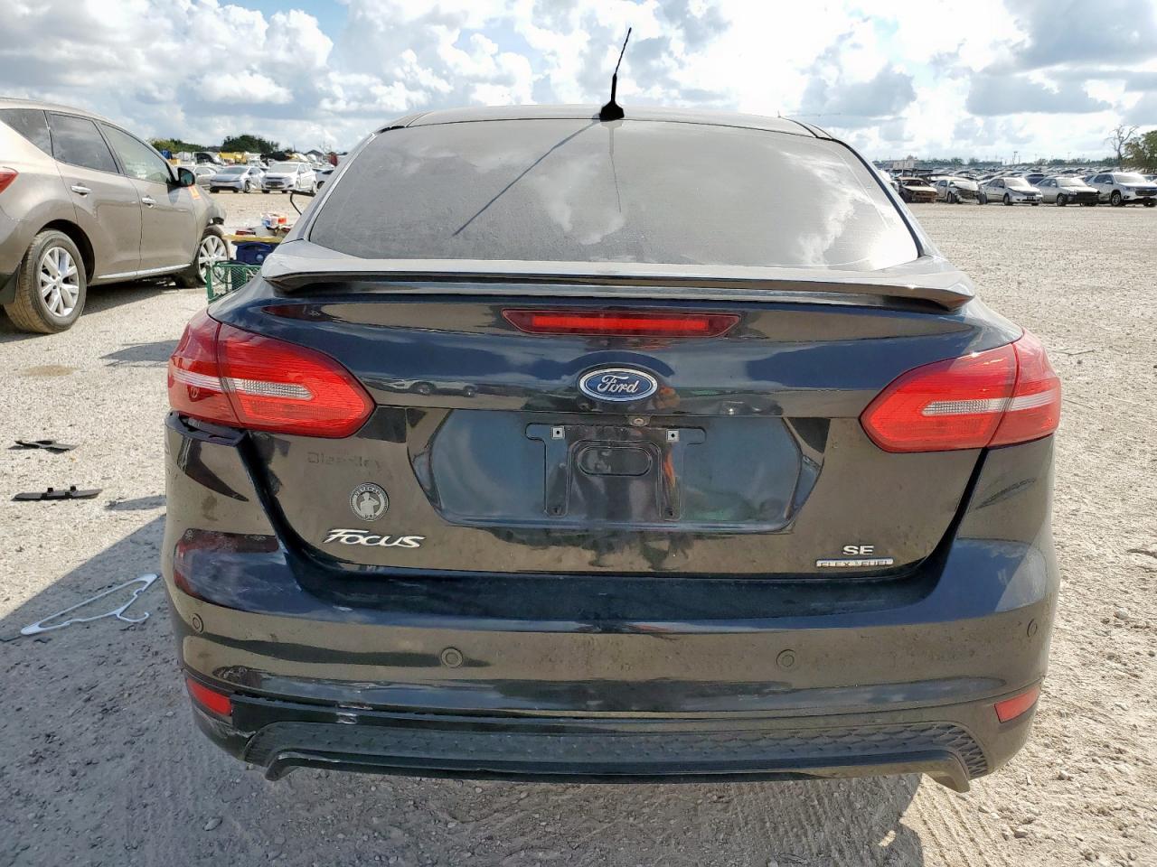 2015 Ford Focus Se - Фото 6
