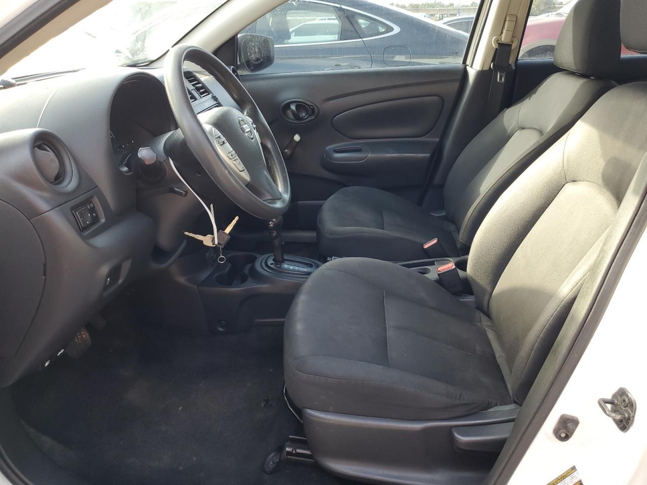 2019 Nissan Versa S - Фото 7