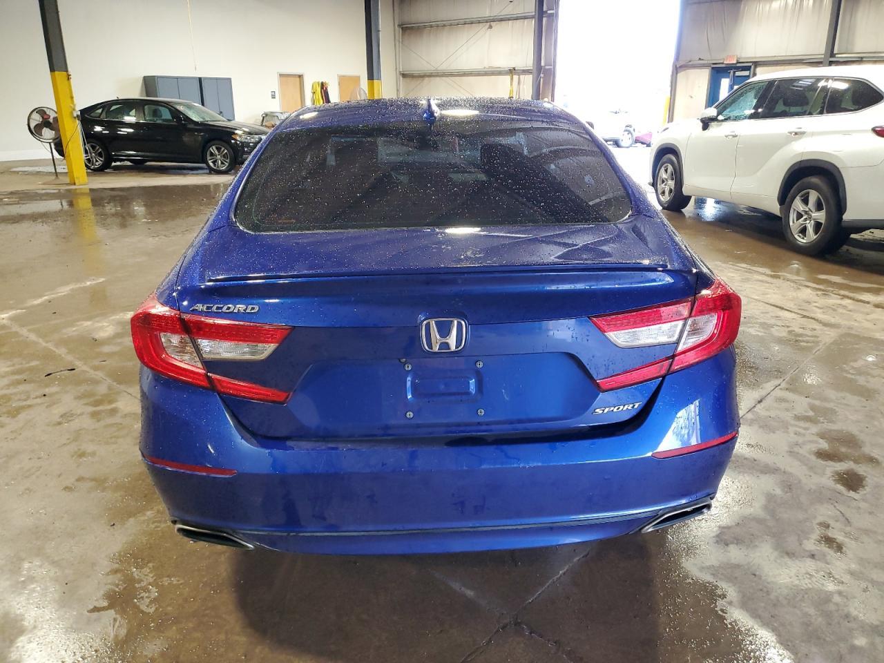 2018 Honda Accord Sport - Image 6