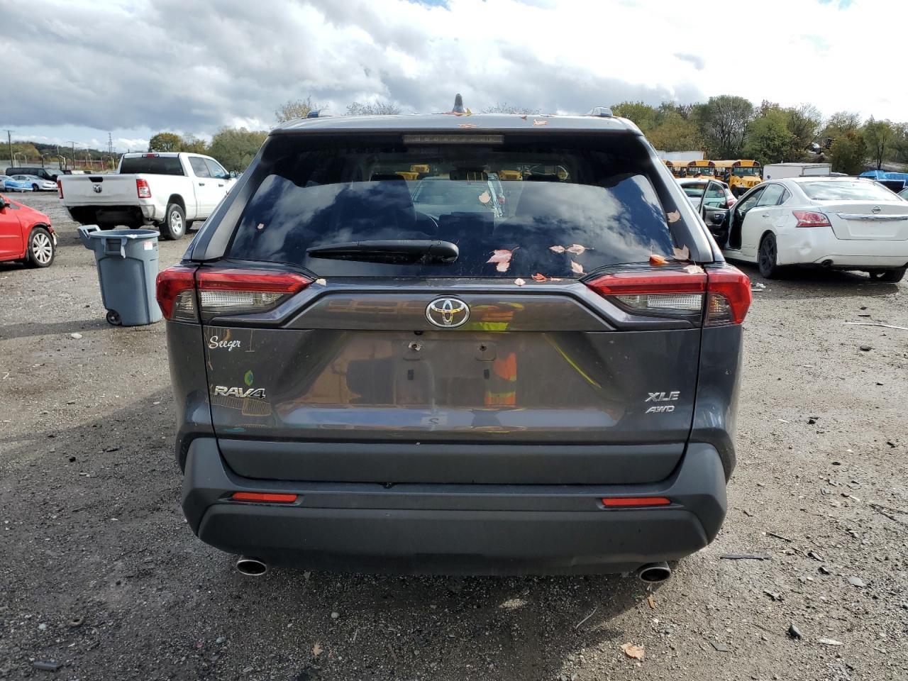 2019 Toyota Rav4 Xle Premium - Фото 6