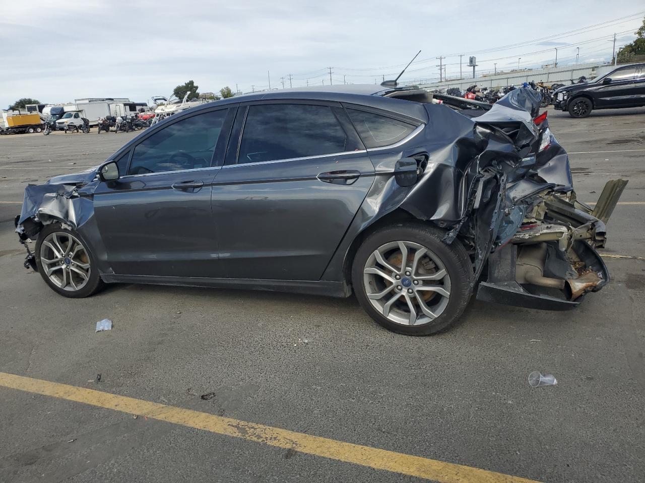 2017 Ford Fusion Se - Фото 2