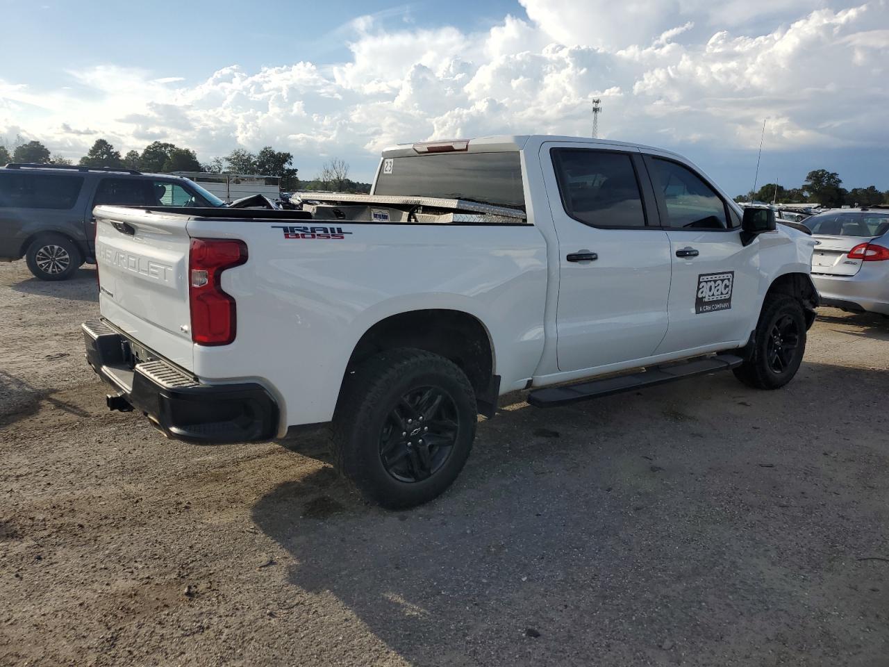 2023 Chevrolet Silverado K1500 Lt Trail Boss - Фото 3