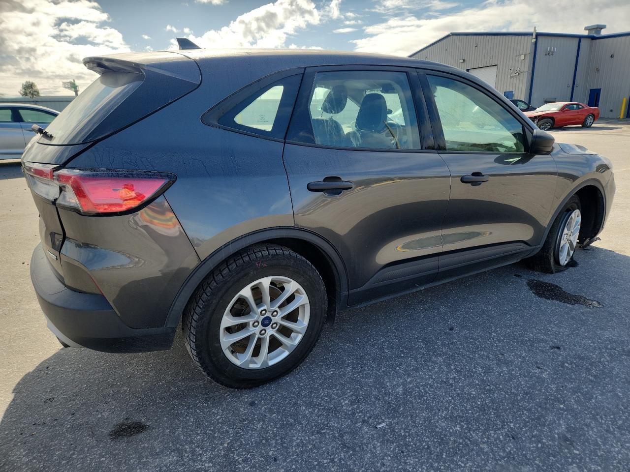 2020 Ford Escape S - Фото 3