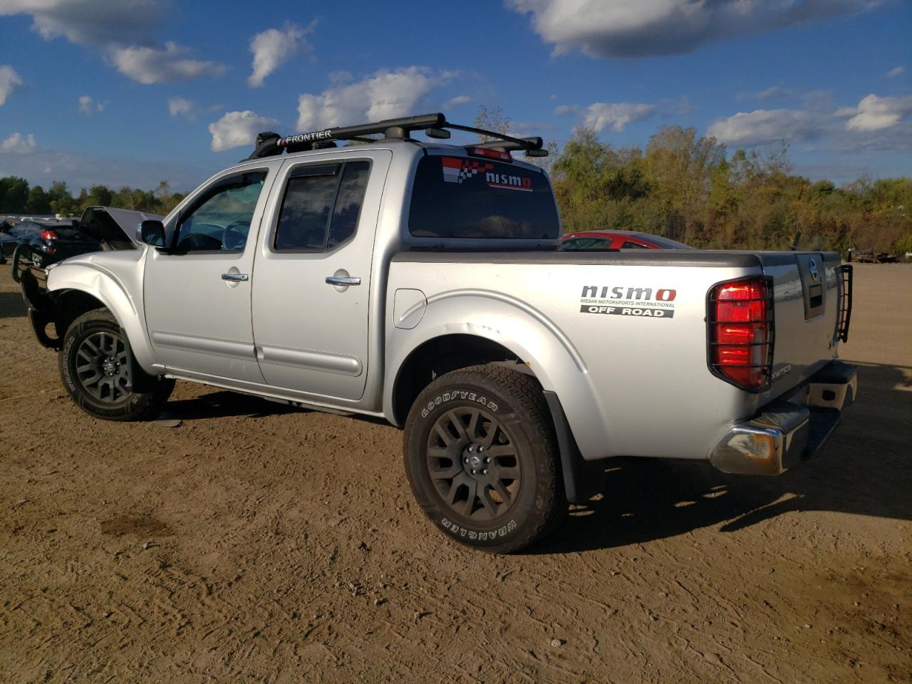2011 Nissan Frontier S - Фото 2