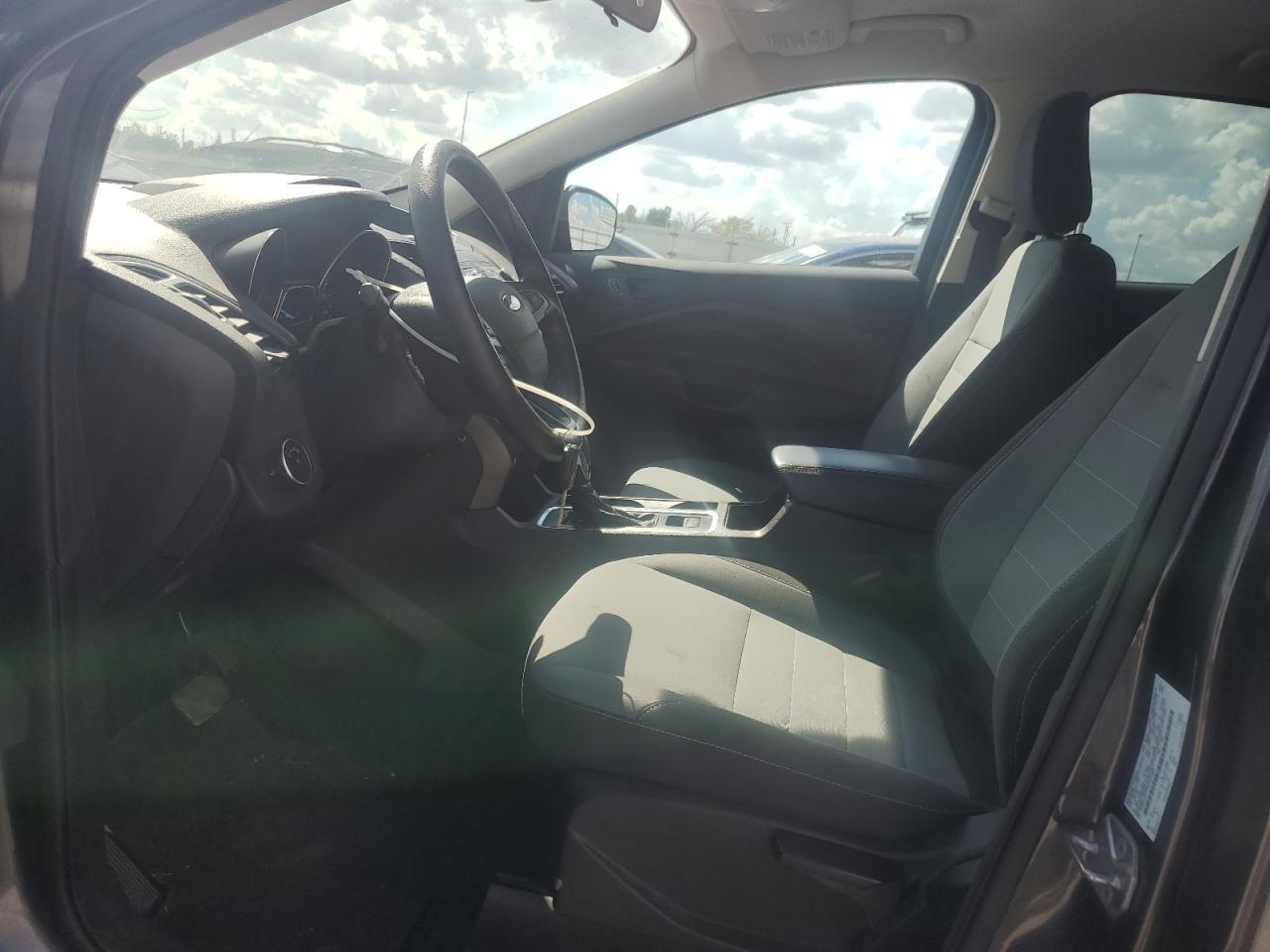 2019 Ford Escape S - Image 7