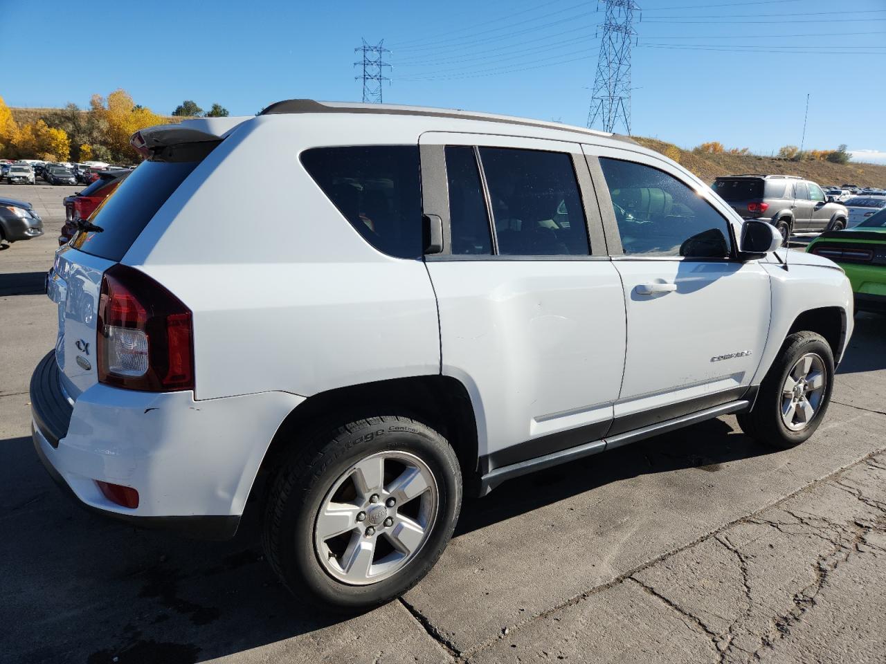 2016 Jeep Compass Latitude - Image 3