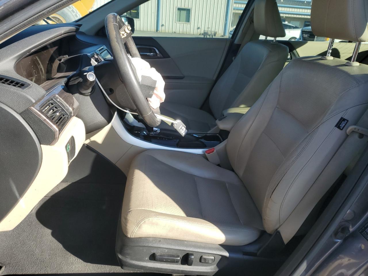2017 Honda Accord Hybrid Exl - Image 7