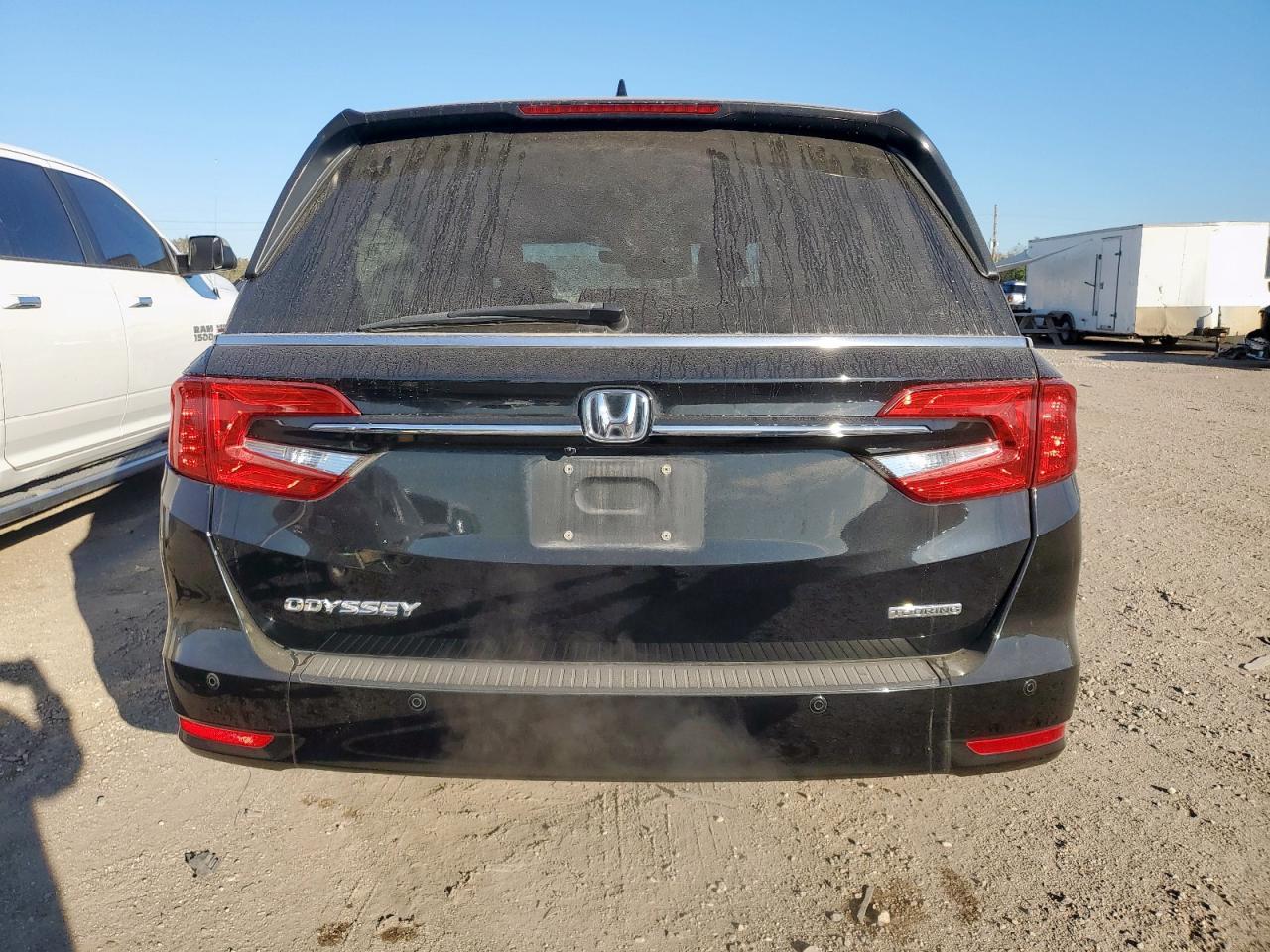 2023 Honda Odyssey Touring - Фото 6