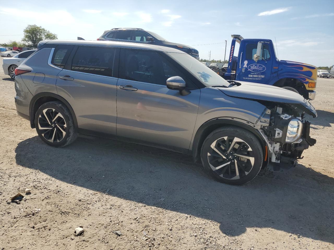 2023 Mitsubishi Outlander Se - Фото 4