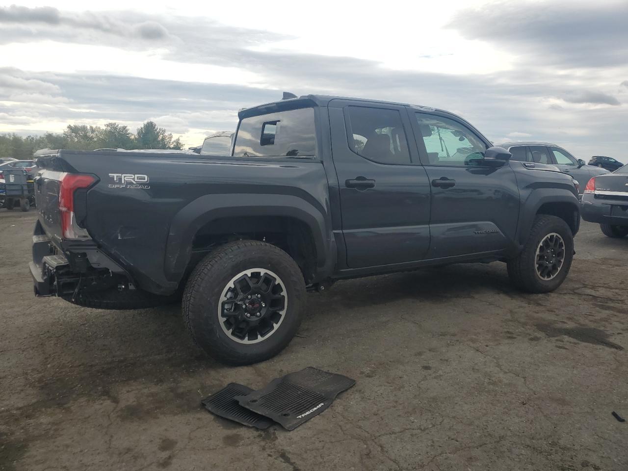 2025 Toyota Tacoma Double Cab - Фото 3