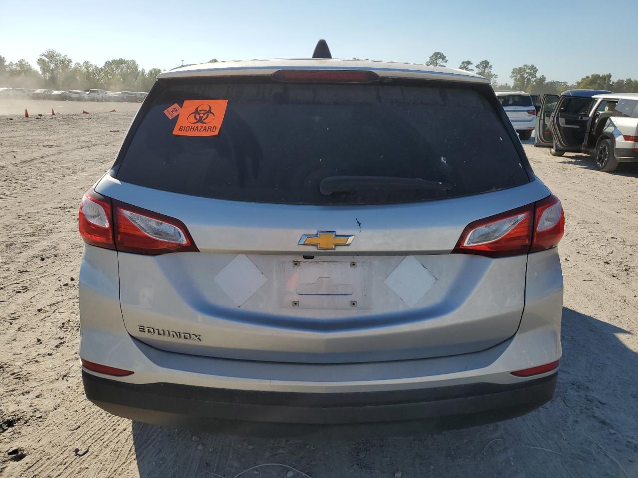 2020 Chevrolet Equinox Ls - Image 6