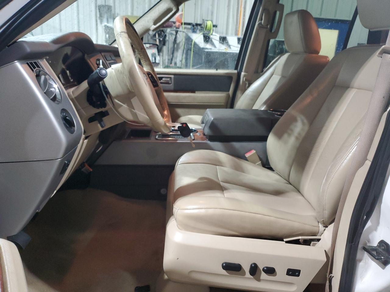 2010 Ford Expedition Eddie Bauer - Image 7