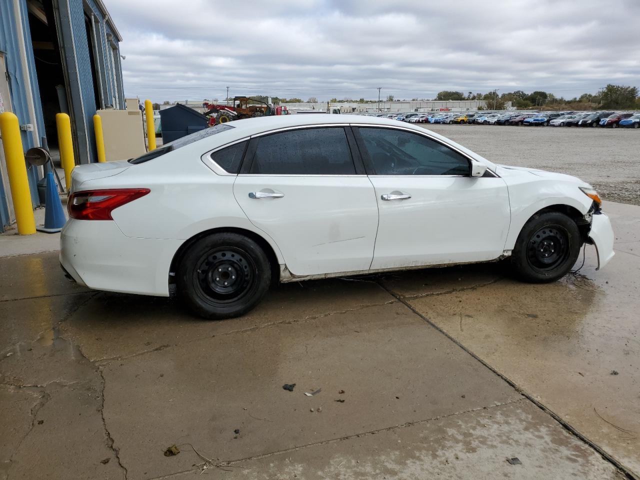 2016 Nissan Altima 2.5 - Фото 3