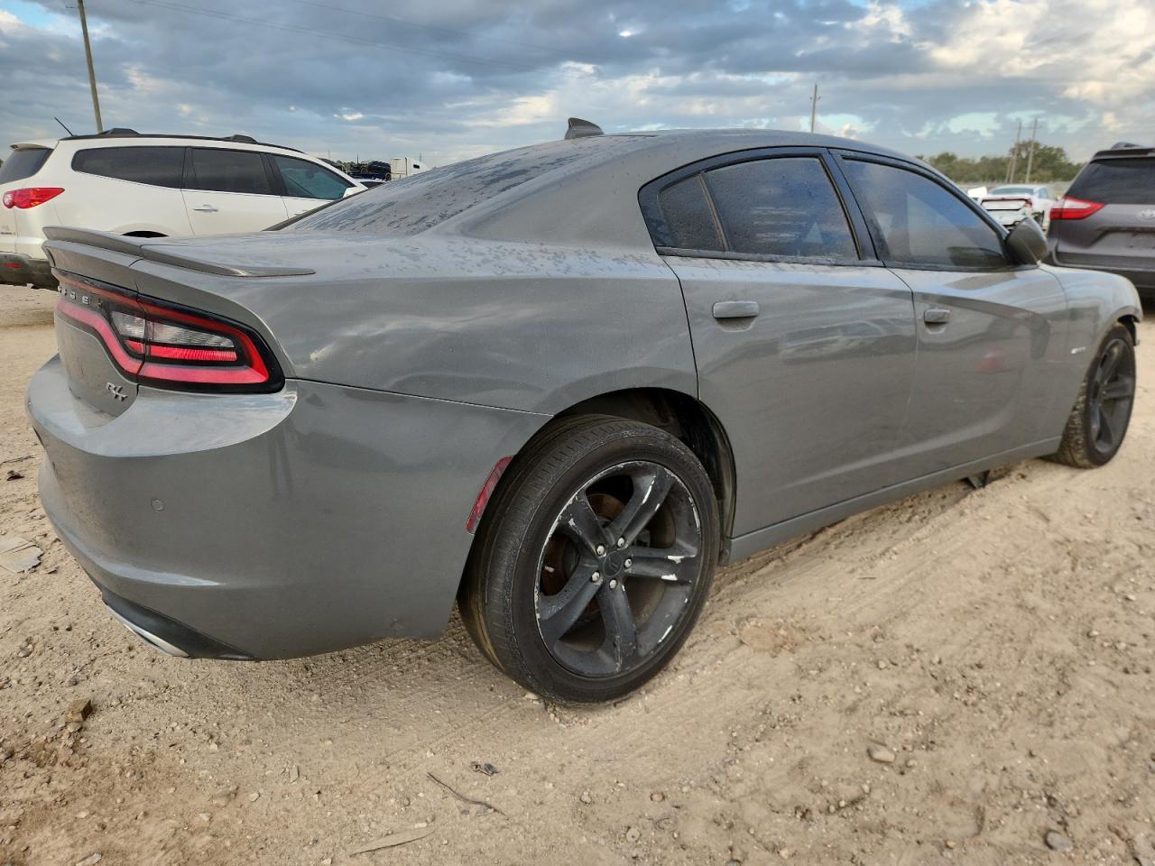 2018 Dodge Charger R/T - Image 3