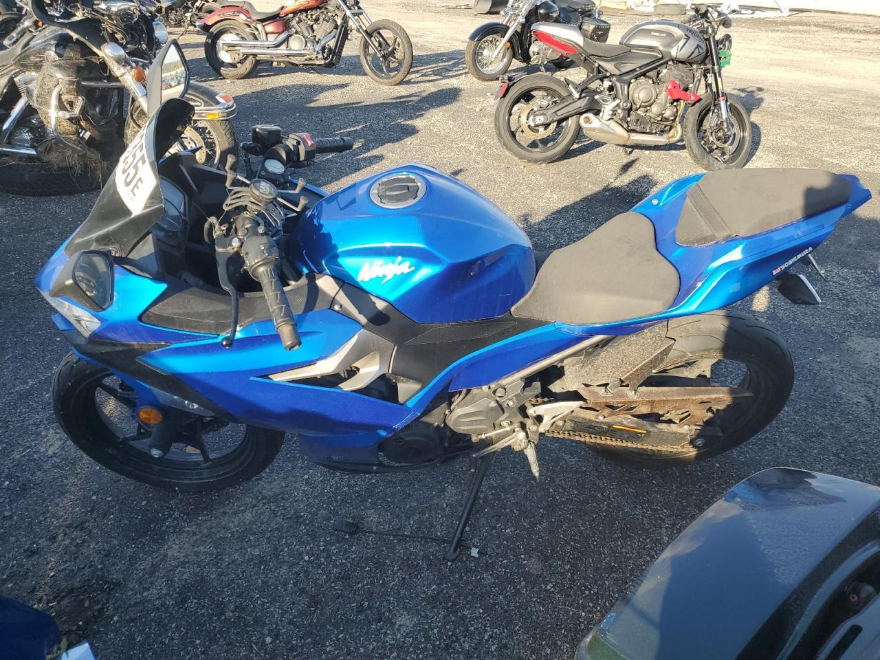 2018 Kawasaki Ex400 - Image 3