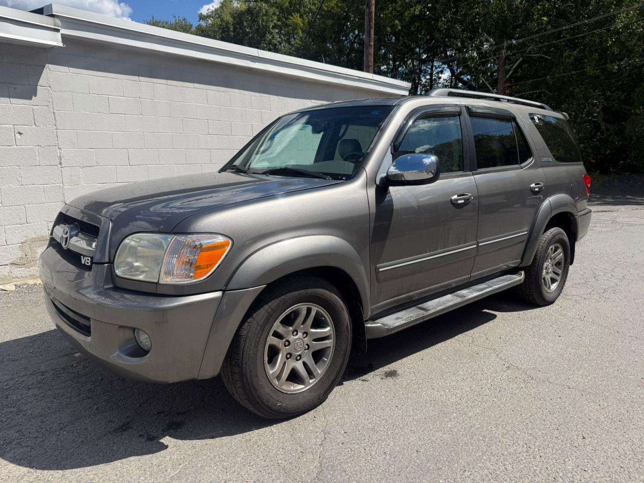 2007 Toyota Sequoia Limited - Image 2