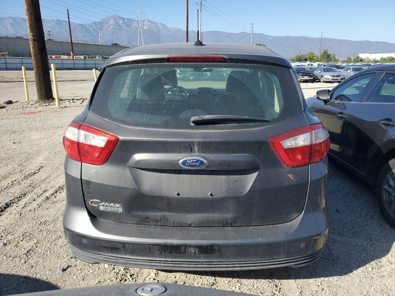 2016 Ford C-Max Premium Sel - Image 6