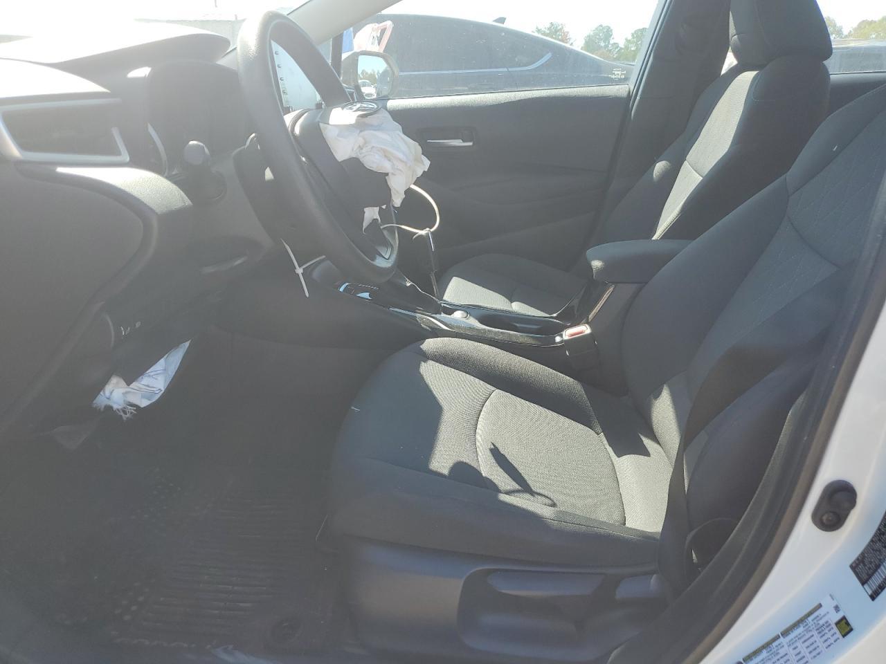 2020 Toyota Corolla Le - Image 7