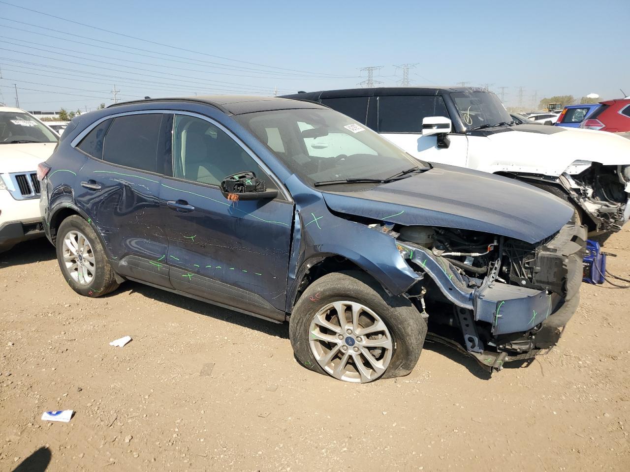 2020 Ford Escape Se - Фото 4