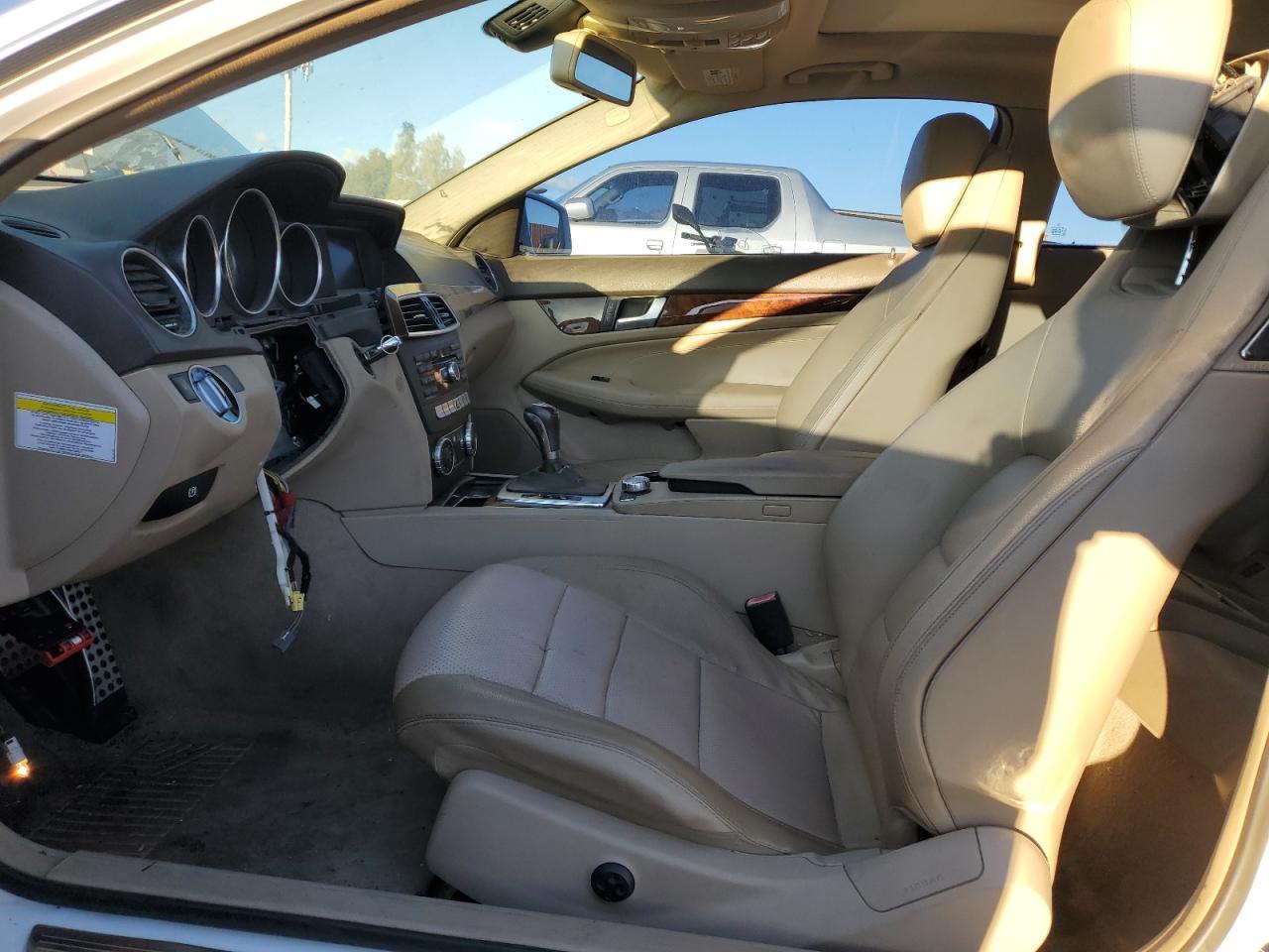2013 Mercedes-Benz C 250 - Фото 7