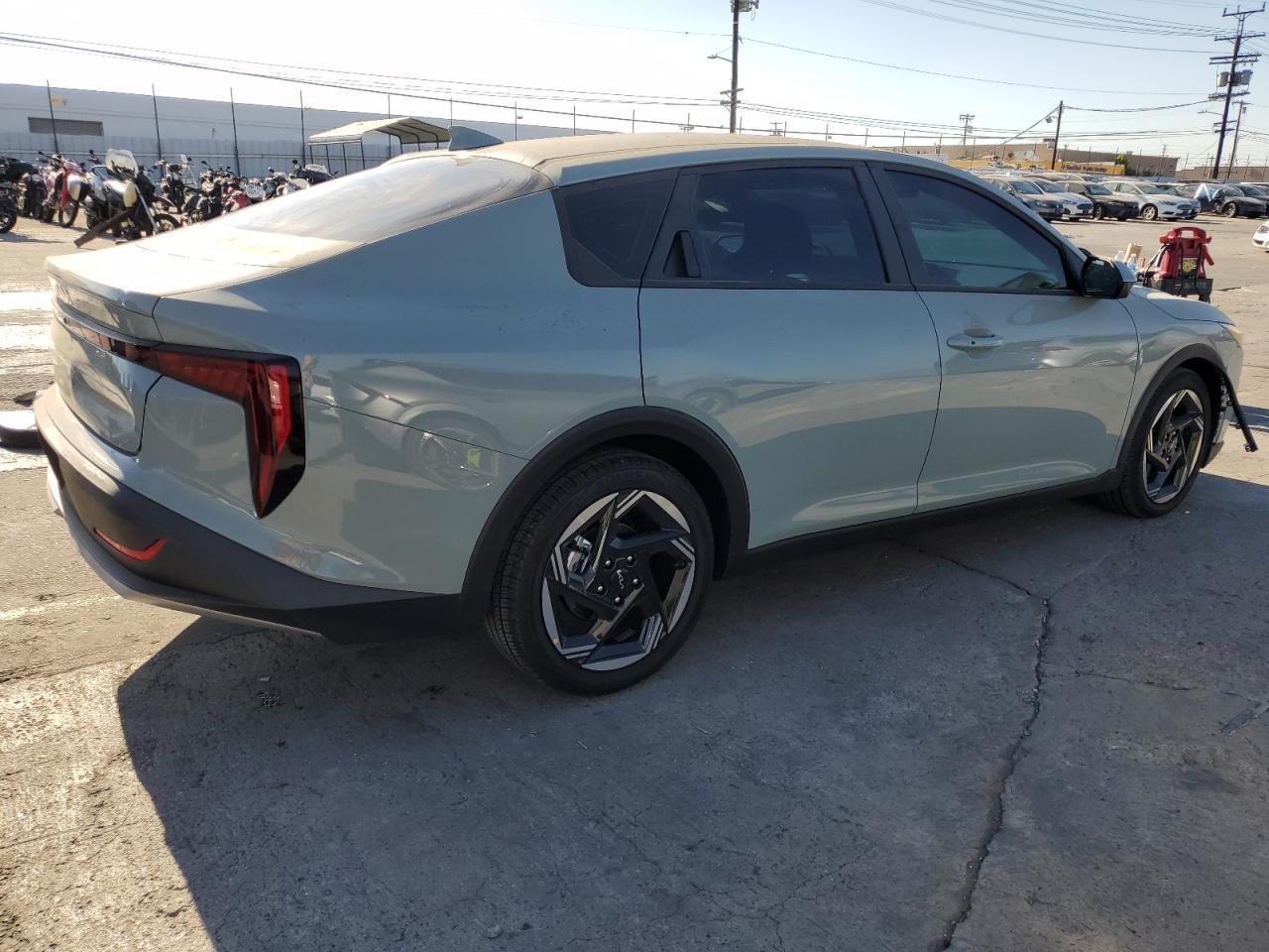 2025 Kia K4 Ex - Фото 3