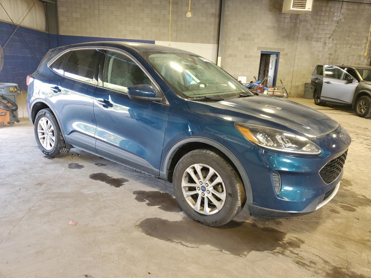 2020 Ford Escape Se - Image 4