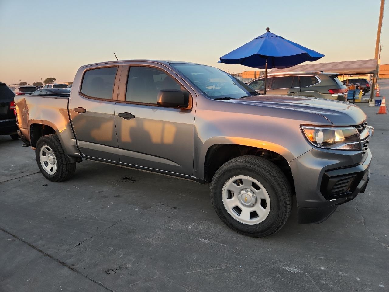 2022 Chevrolet Colorado - Image 4